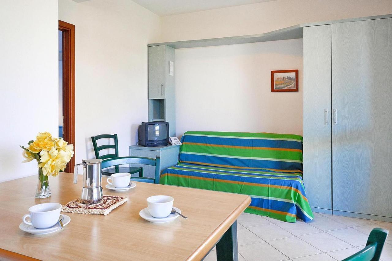 Apartment La Cecinella In Cecina Mare Марина ди Чечина Екстериор снимка
