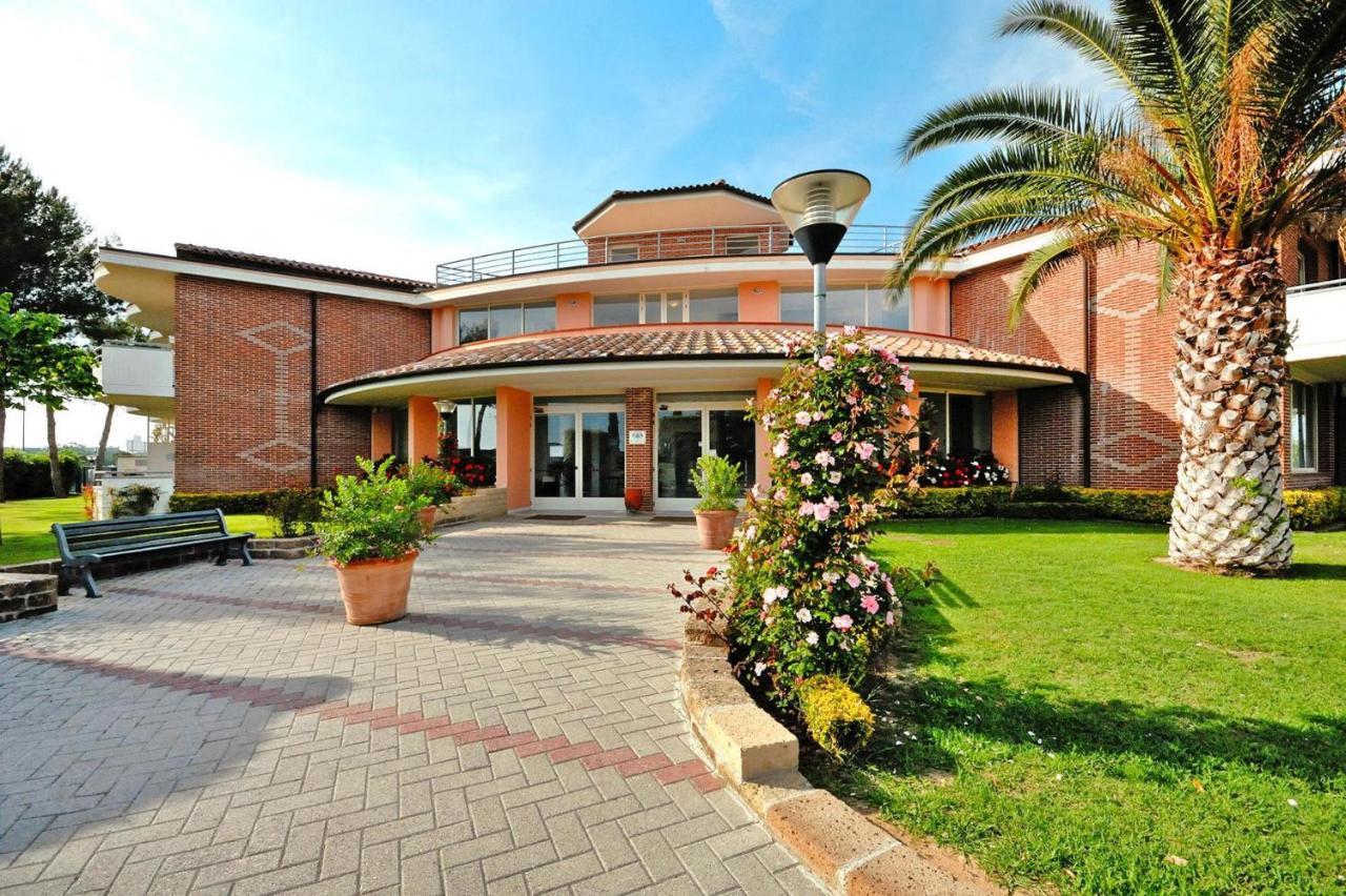 Apartment La Cecinella In Cecina Mare Марина ди Чечина Екстериор снимка